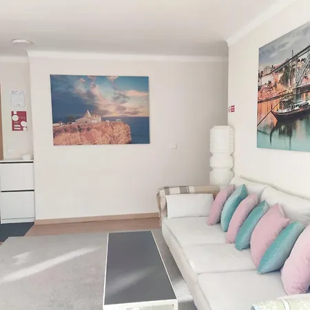Near Expo Of Apartment Lisbon