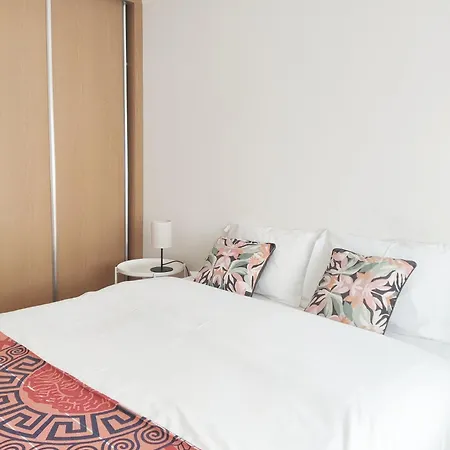 Near Expo Of * Lisboa